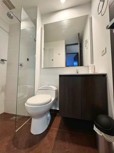Bathroom 4, Yerbabuena, Medellín