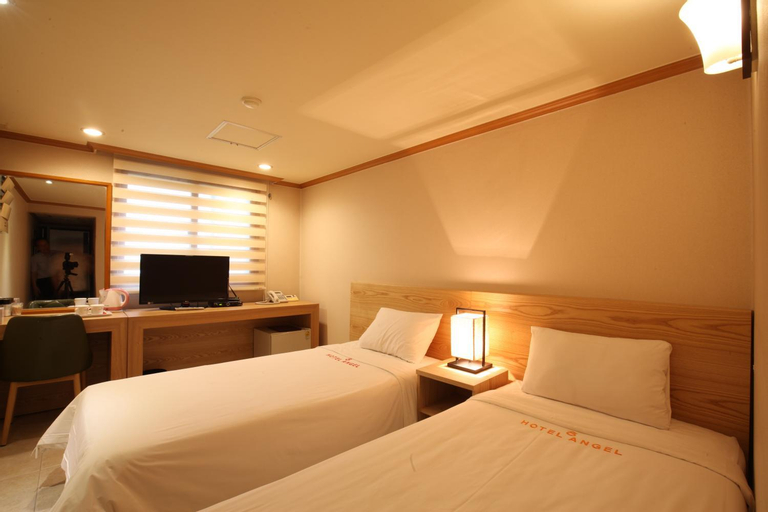 Bedroom 5
