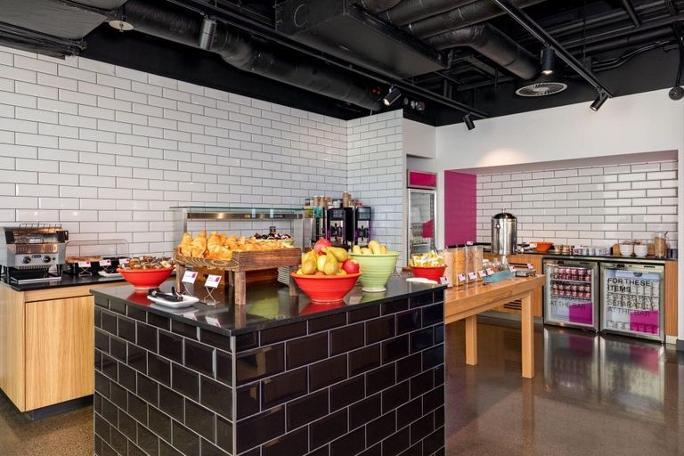 Food & Drinks 5, Aloft Dublin City, Dublin