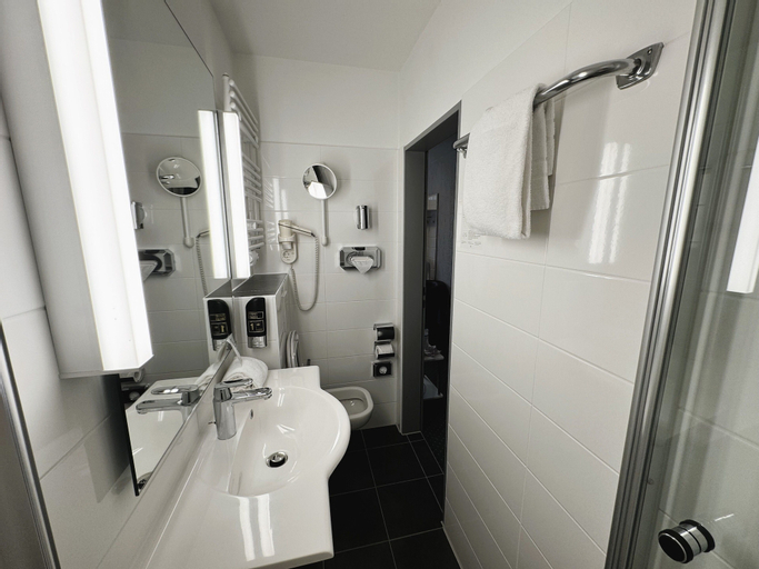 Bathroom 6