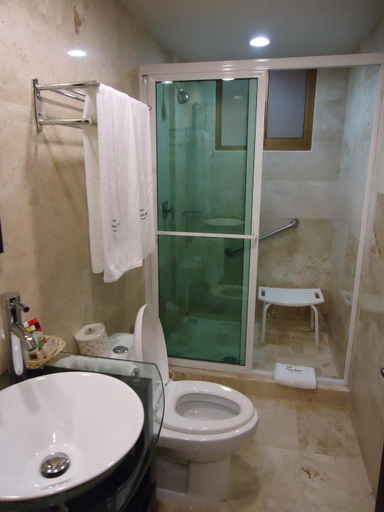 Bathroom 4, Hotel Porto Allegro Puerto Vallarta, Puerto Vallarta