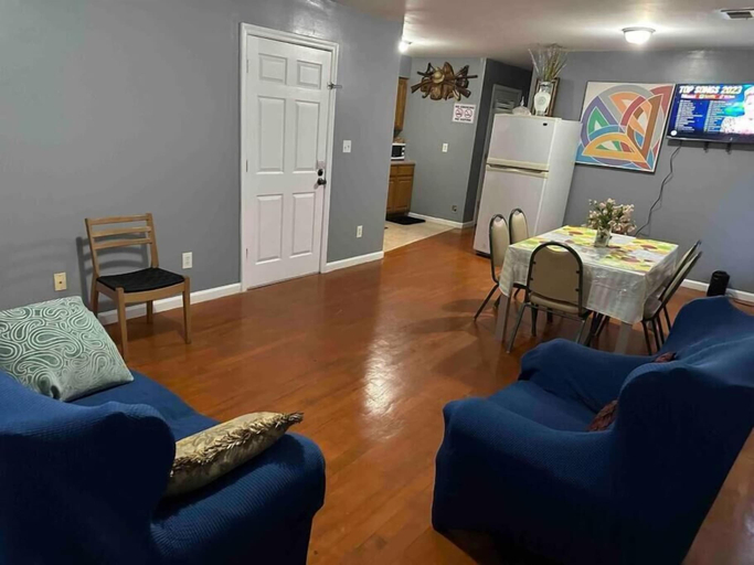 Others 4, Glamour Room C 6mins to Newark Liberty, Newark