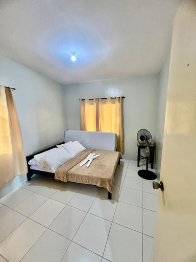 Bedroom 3, Borawan Island Resort, Padre Burgos