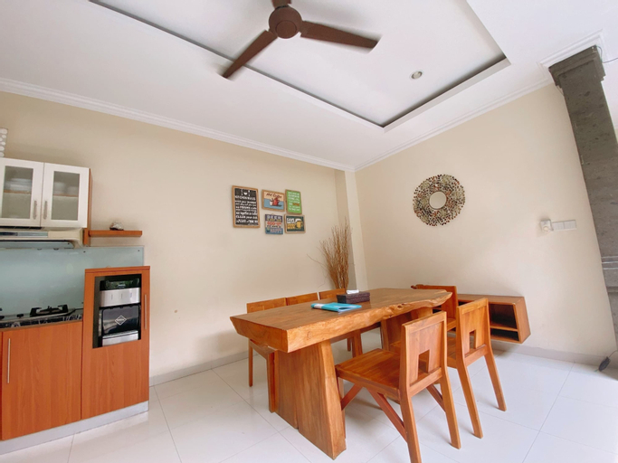 Dining Room 6