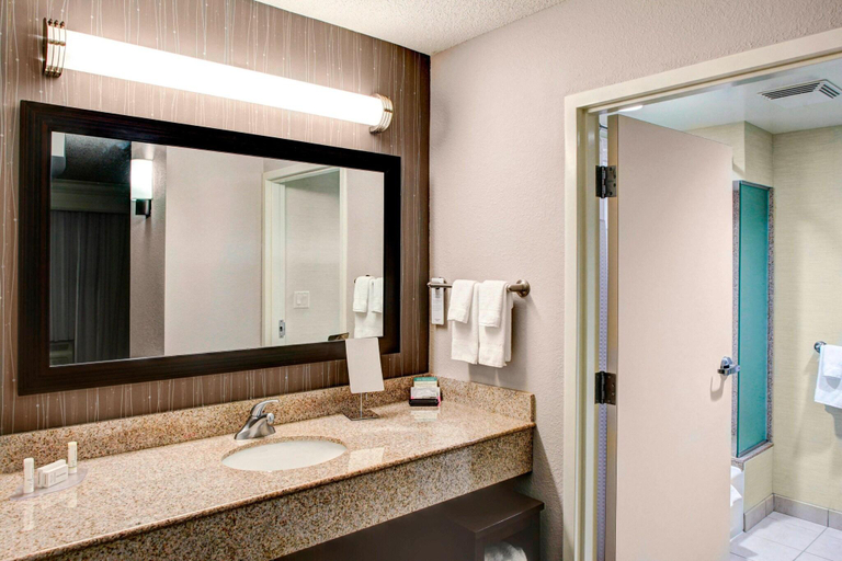 Bathroom 4, Courtyard Richmond North/Glen Allen, Henrico