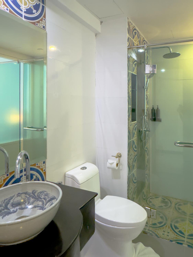Bathroom 24