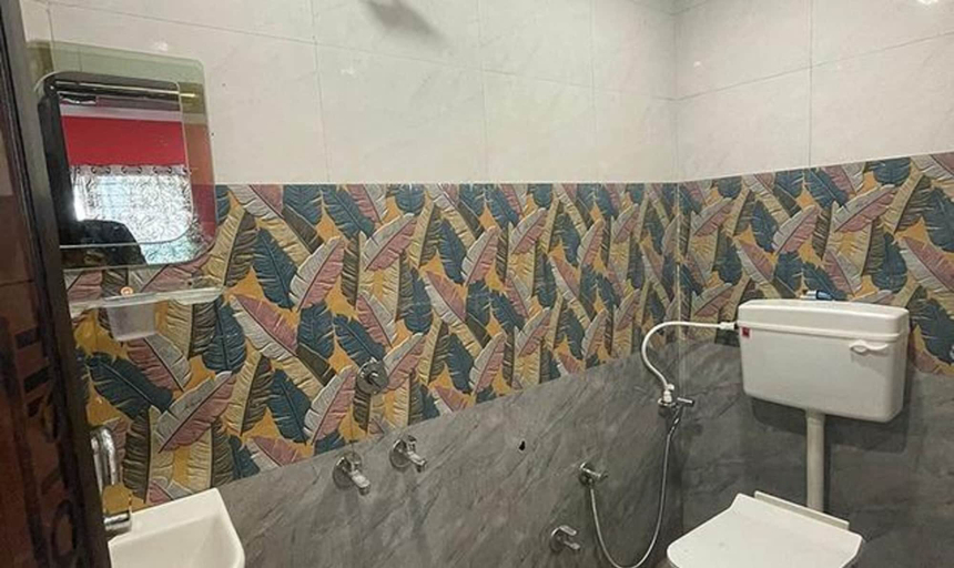 Bathroom 3, Fabexpress Rudraksh Palace, Ujjain