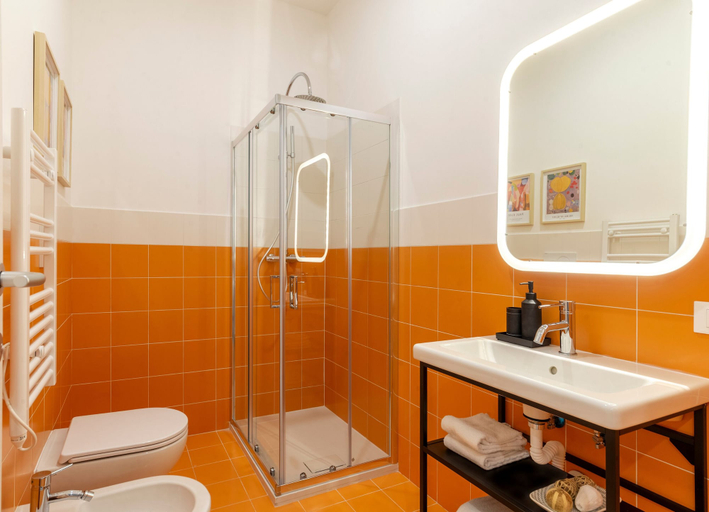 Bathroom, Cool and stylish city apartment - WiFi, Trieste