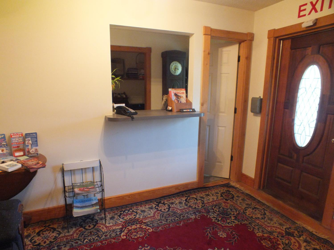 Public Area 2, Scarborough Inn, Dare