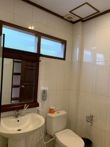Bathroom 4, Hotel Bukit Indah Saumlaki by LeGreen, Maluku Tenggara Barat