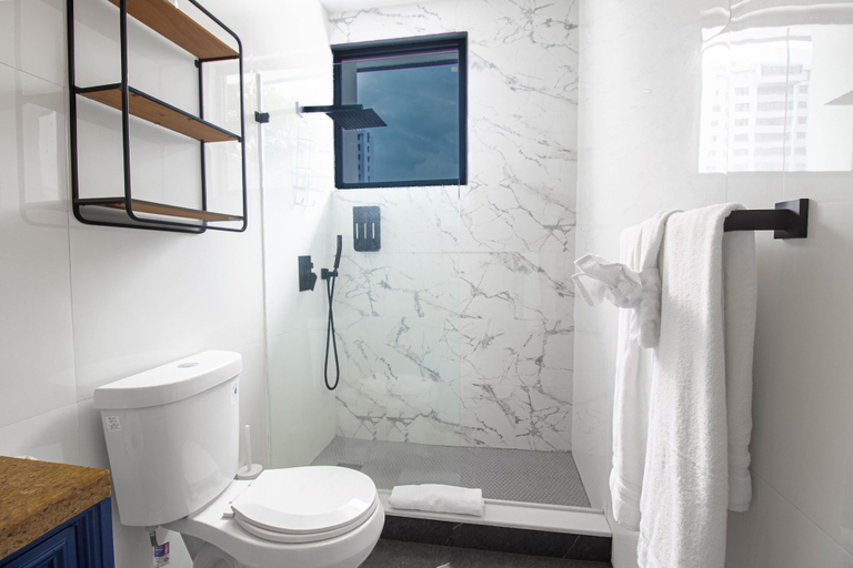 Bathroom 4, Villa Azure Ocean Suites