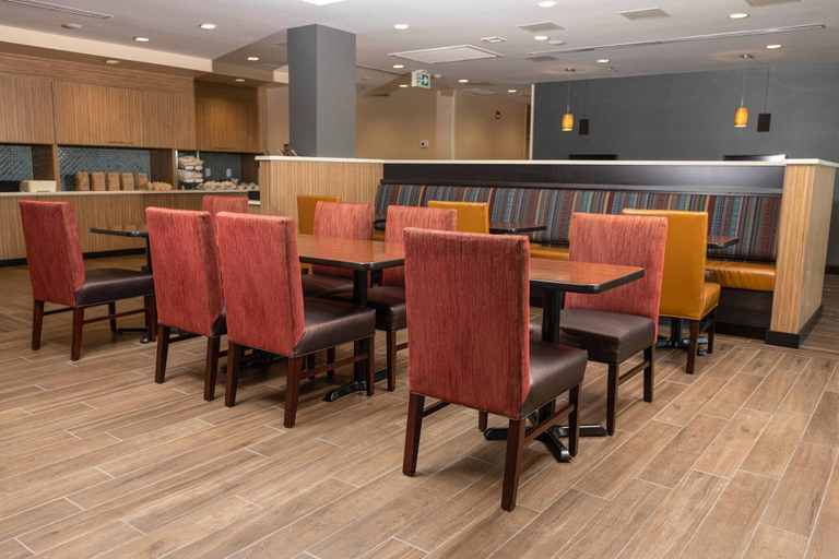 Food & Drinks 5, TownePlace Suites by Marriott Petawawa, Renfrew