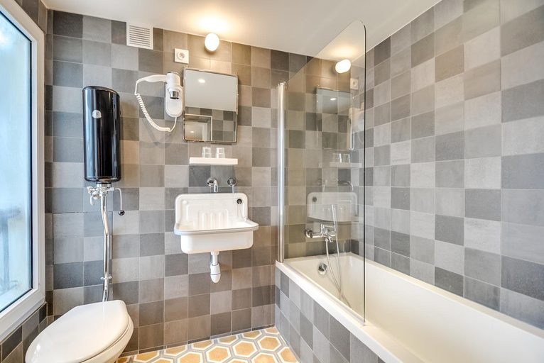 Bathroom 4, WIT Hotel , Paris