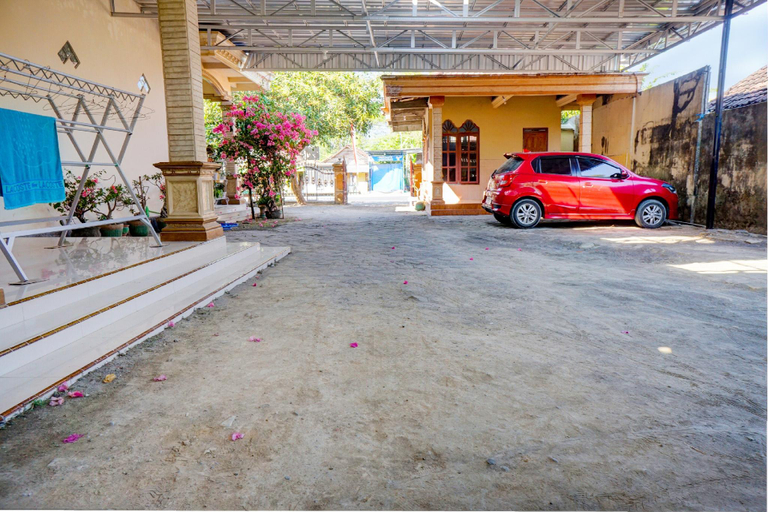 Others 3, OYO Life 92918 Rumah Kost Arrahma Syariah, Nganjuk