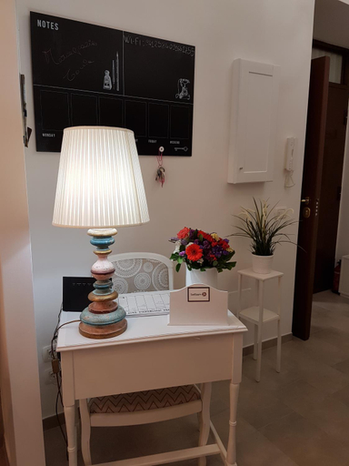 Others 4, SanBiagio, 25 Guesthouse, Napoli