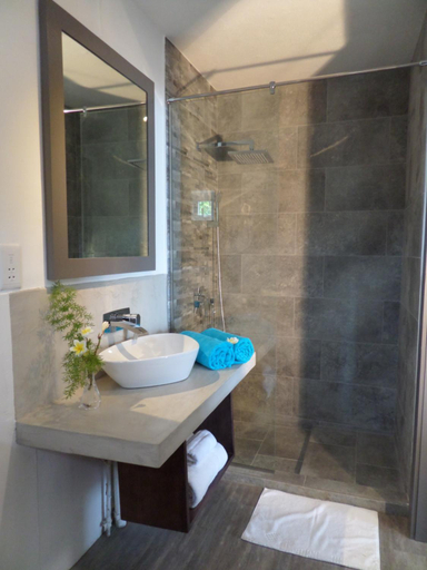 Bathroom 4, Mariposa Mauritius, Black River