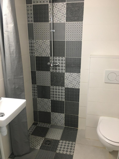 Bathroom, ethic etapes Le Cart - Sommieres, Gard