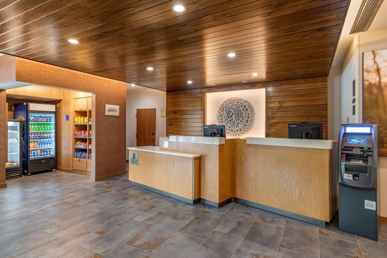 Public Area 2, Fairfield Inn & Suites by Marriott Helen, White