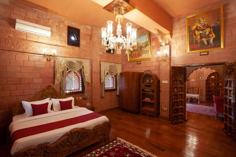 Bedroom 2, StayVista at Pink Palace, The Nilgiris