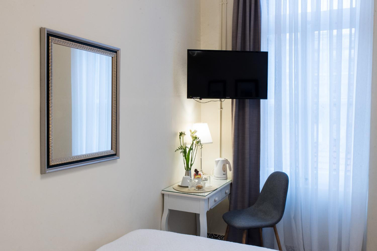 Bedroom 3, Old Town Inn, East Macedonia and Thrace