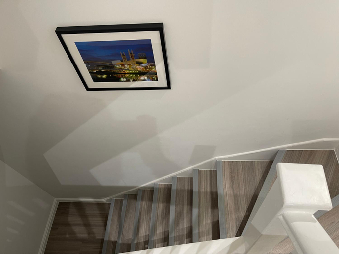 Others 2, Riverside Deluxe Double Room E14, London