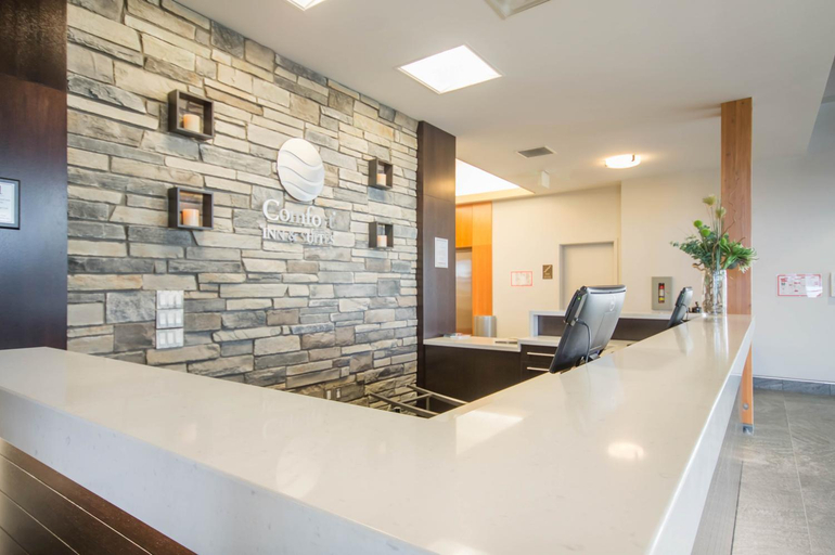 Public Area 4, Comfort Inn & Suites, Comox-Strathcona