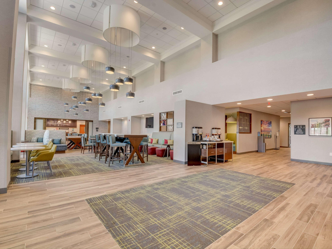 Public Area 2, Hampton Inn & Suites Williamstown Ark Encounter, Grant
