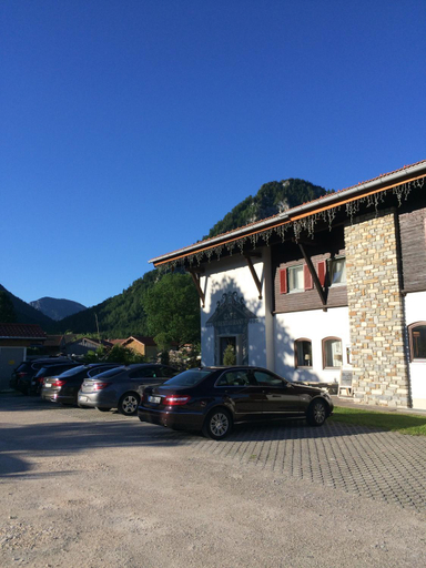 Exterior & Views 2, Alpinhotel Inzeller, Traunstein