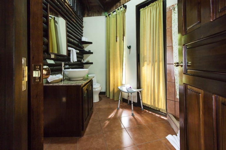 Bathroom, Arenal Waterfall Lodge, San Ramón