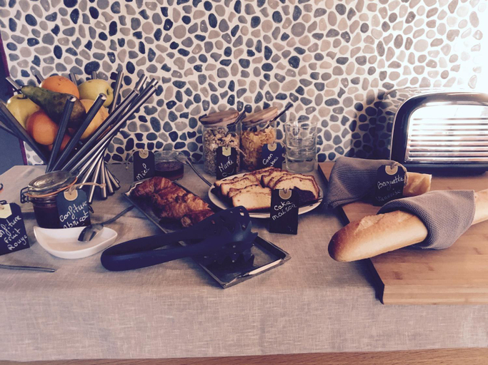 Others 5, Saveurs De l'Abbaye, Charente-Maritime