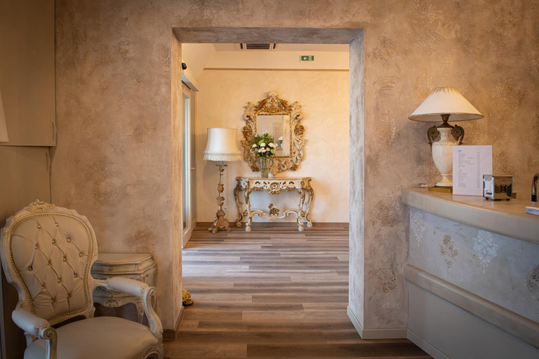 Public Area 1, Hotel Della Rosa, Ancona