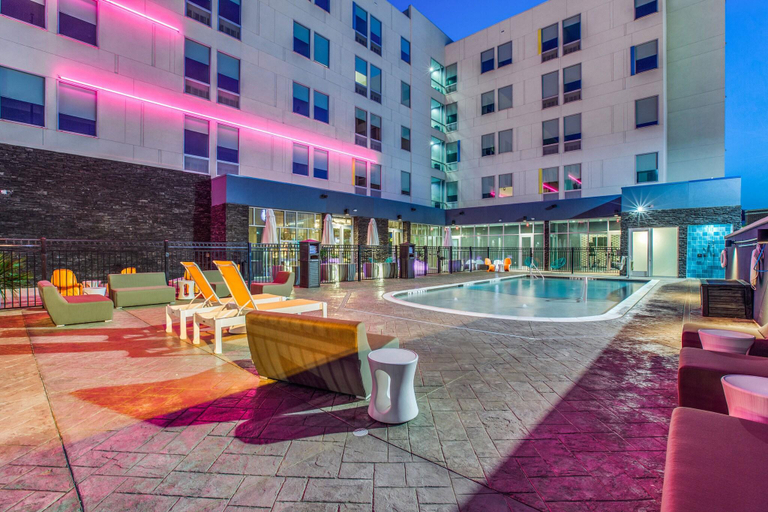 Exterior & Views 2, Aloft by Marriott Dallas Arlington Entertainment District, Arlington