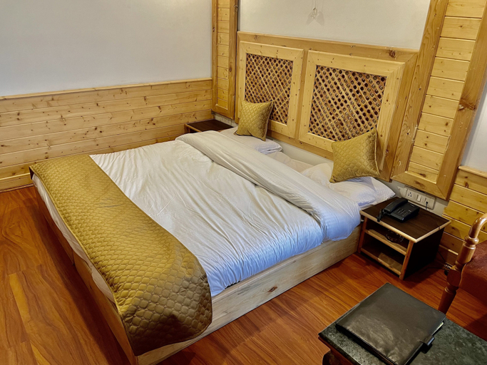 Bedroom 4, Hotel SADAF, Srinagar
