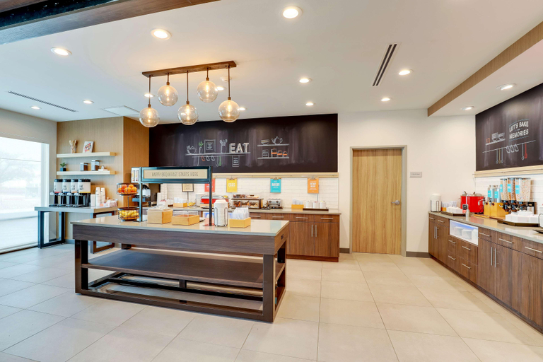 Food & Drinks 4, Hampton Inn & Suites Weatherford, Parker