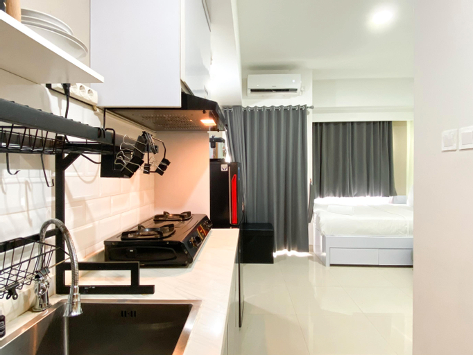 Dining Room 6