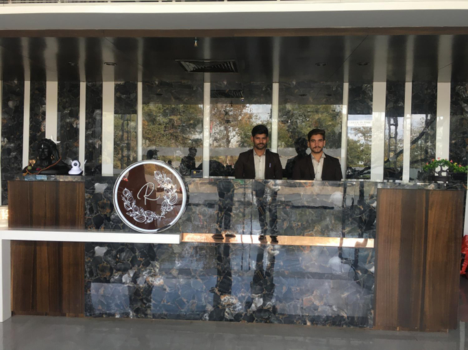 Public Area 3, Ratnapriya hotel and resort, Ujjain