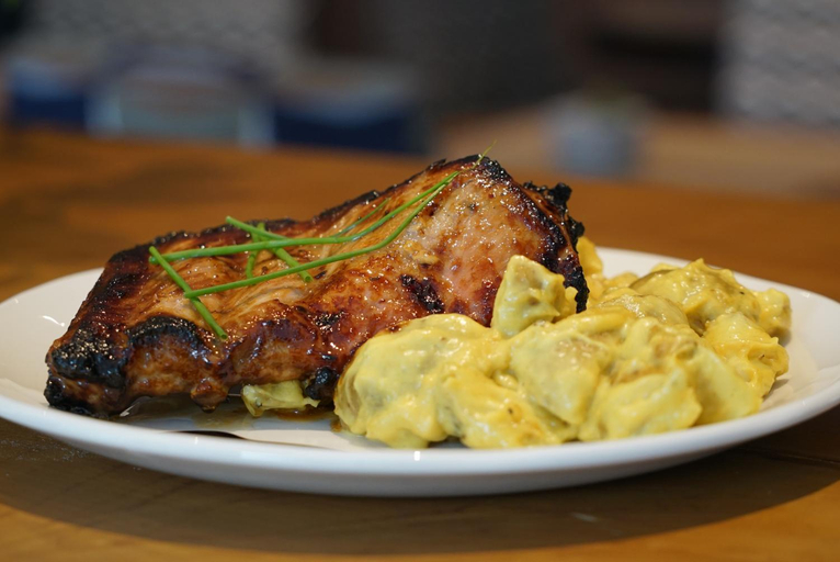Food & Drinks 1, Cottage Puerto Buceo, Montevideo