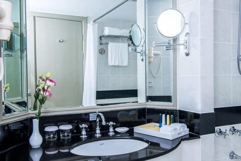 Bathroom 6