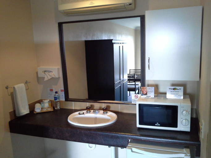 Bathroom 4, Hideaway Motor Inn, Armidale Dumaresq