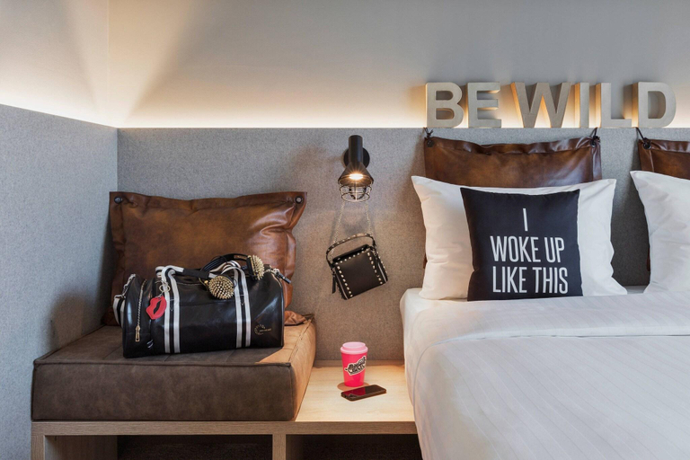 Bedroom 3, Moxy Munich Ostbahnhof, München