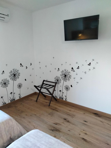 Bedroom 3, Il posto al sole, Sondrio