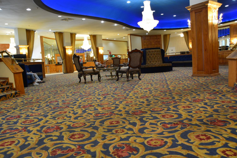 Public Area, Castle Beach Club Apartments, Miami-Dade