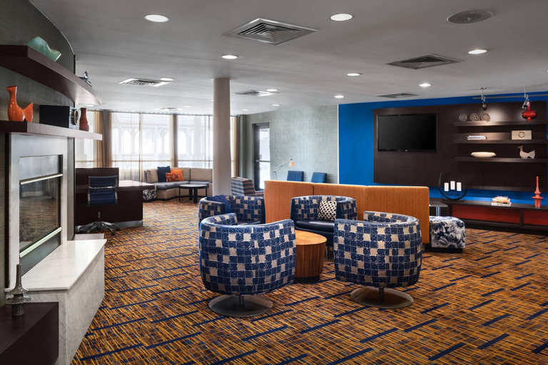 Public Area 2, Courtyard by Marriott Portland Airport, Cumberland