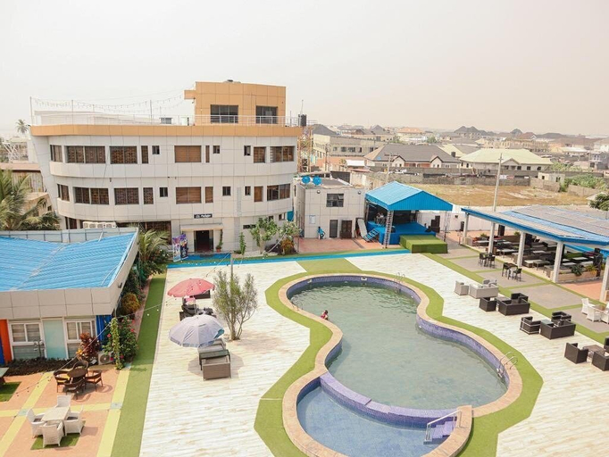 Exterior & Views, The Paradise Beach Resort and Apartment, Eti-Osa