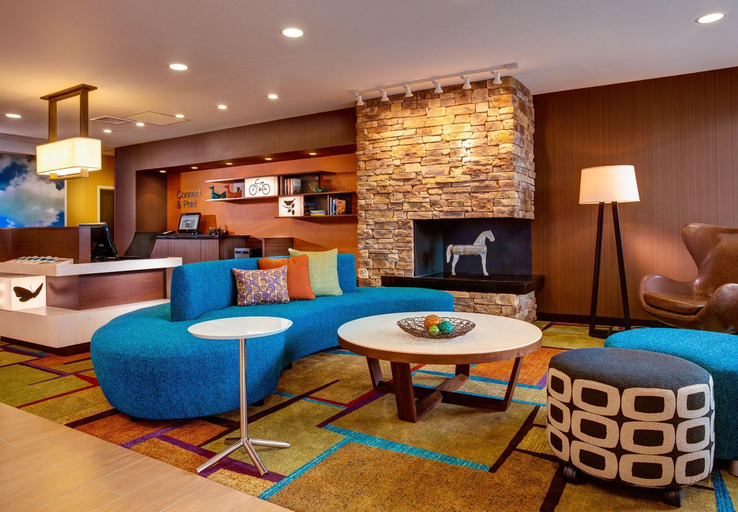 Public Area 3, Fairfield Inn & Suites by Marriott Decorah, Winneshiek