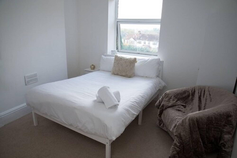 Bedroom 5, 30 Beckenham Studios, London