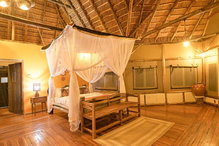 Bedroom 2, Aardvark Safari Lodge, Bunyaruguru