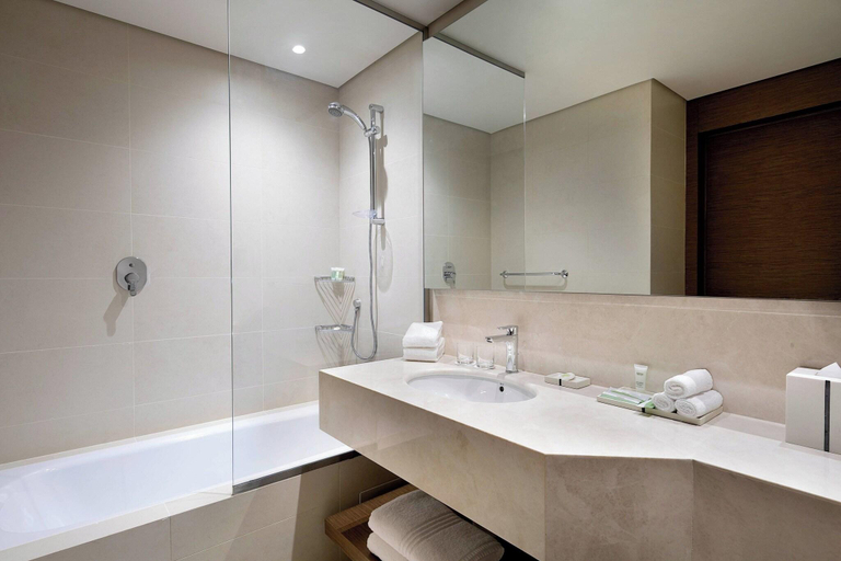 Bathroom 5, Courtyard by Marriott Riyadh Northern Ring Road, Riyadh