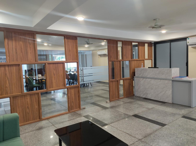 Public Area 2, Perch Arbor Cyber City, Gurgaon