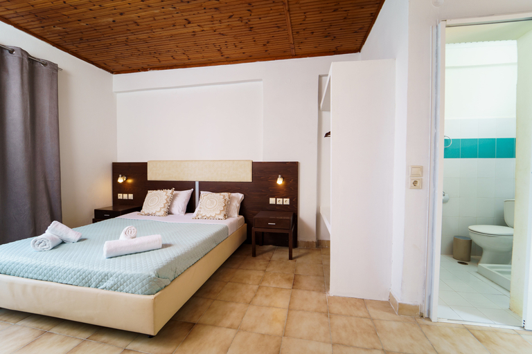 Bedroom 5, Mayo Rooms, Ionian Islands